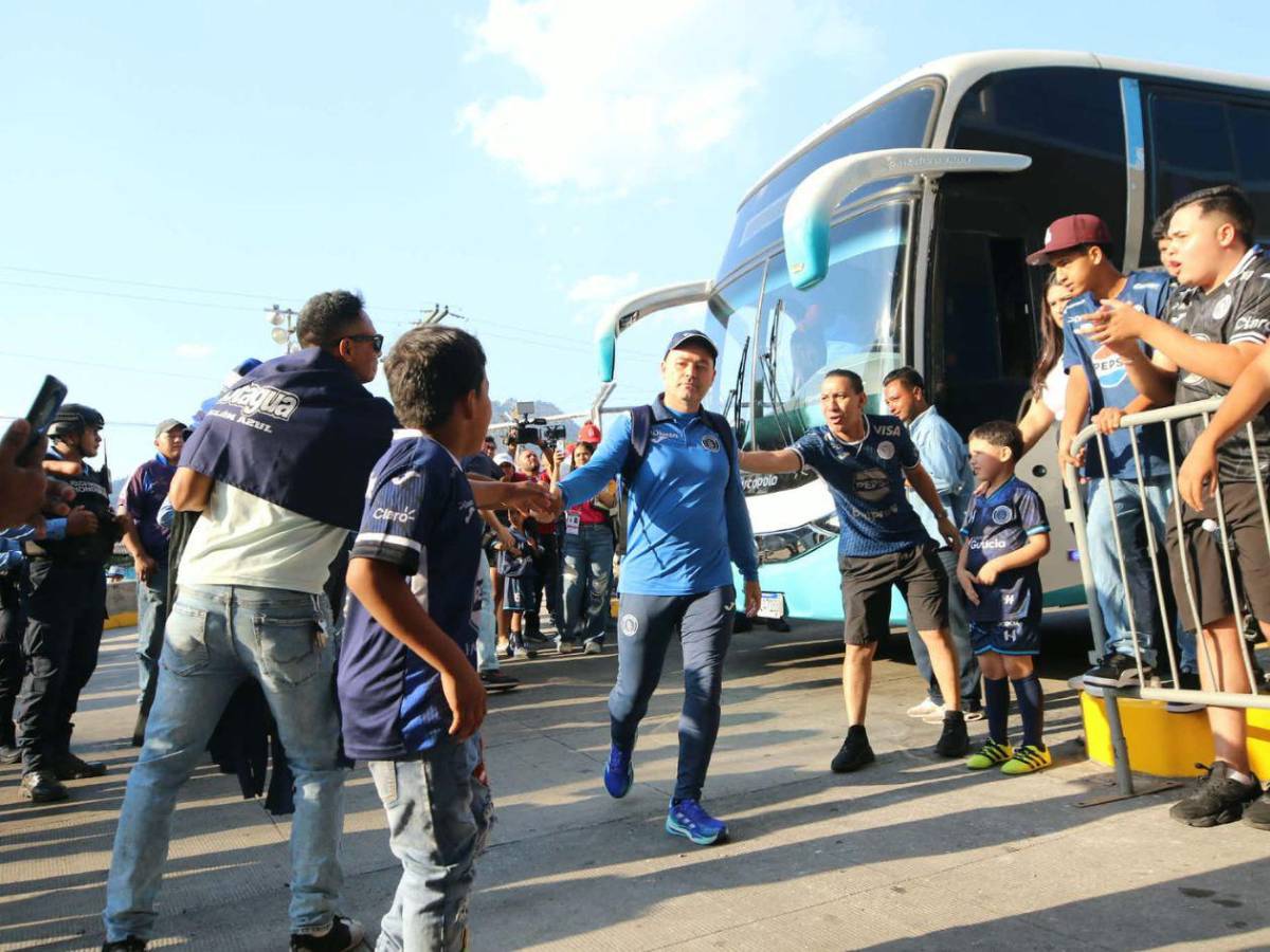 Las chicas que enamoraron en el Motagua-Génesis PN, sorpresa y ambientazo