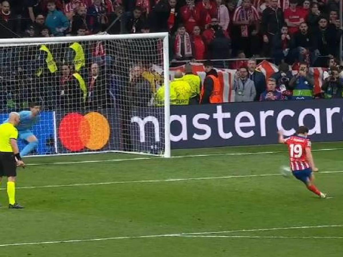 UEFA recibe fuerte denuncia por penal anulado a Julián Álvarez: editado