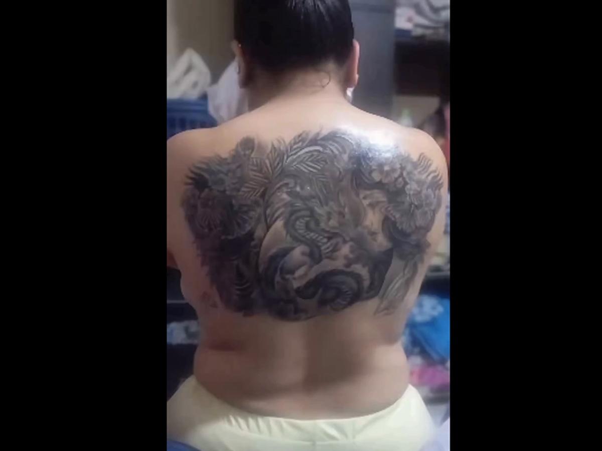 Yenifer García murió tras sesión de tatuaje en espalda y glúteos a domicilio