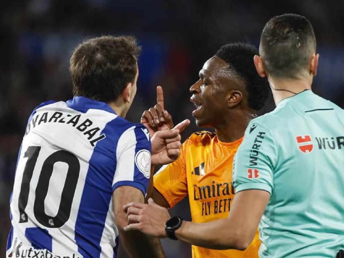 Insultos a Vinicius, susto del Real Madrid y jugador salió entre lágrimas