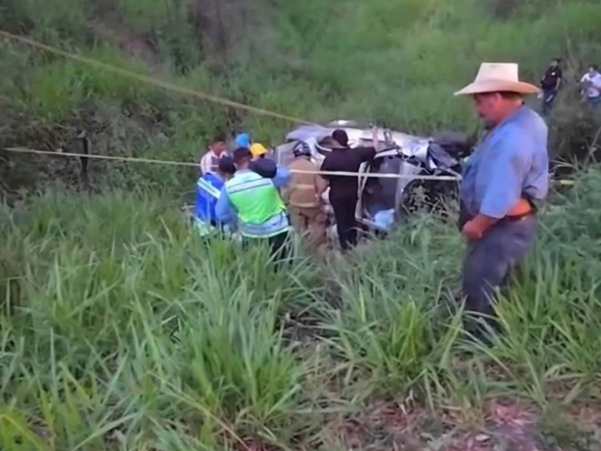 Accidente en Santa Bárbara: menor herida salió del vehículo y caminó varios metros en busca de ayuda