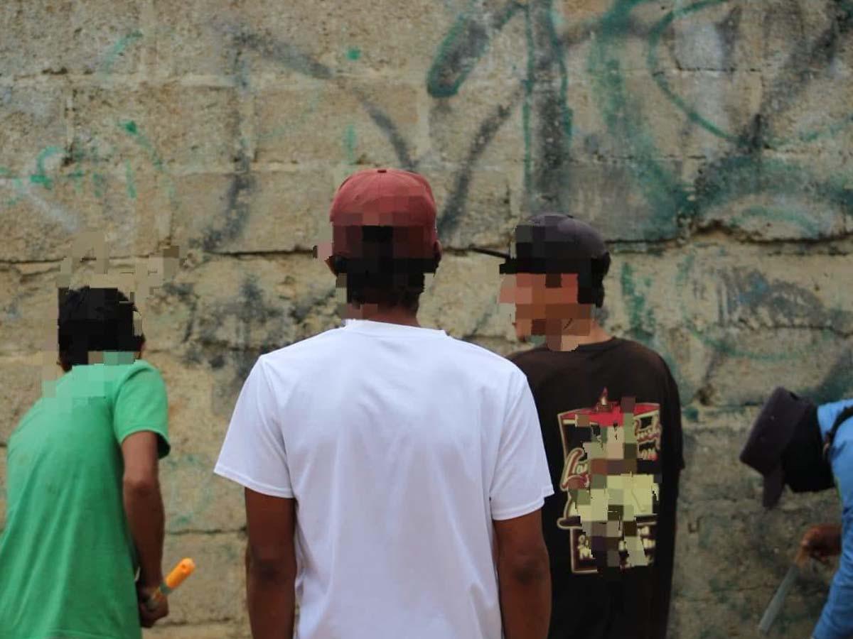 Guaimaca inicia eliminación de grafitis de pandillas tras reformas penales