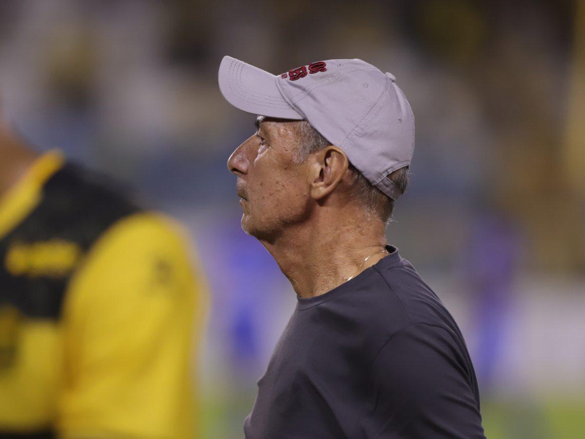 Real España: Falero responde a los que piden su salida y hace una confesión