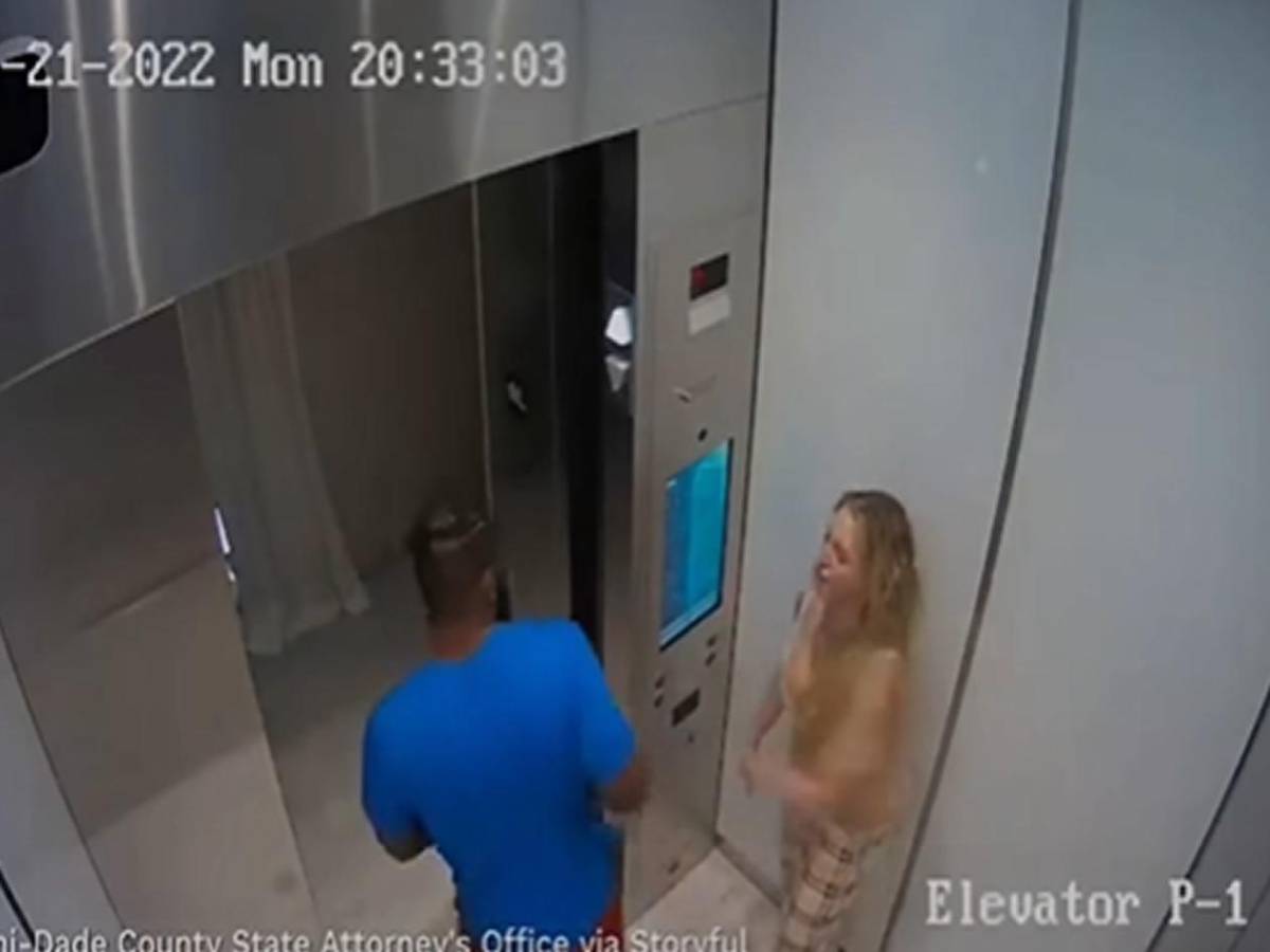 La modelo Courtney Clenney admite homicidio de su novio y pasará 6 años tras las rejas