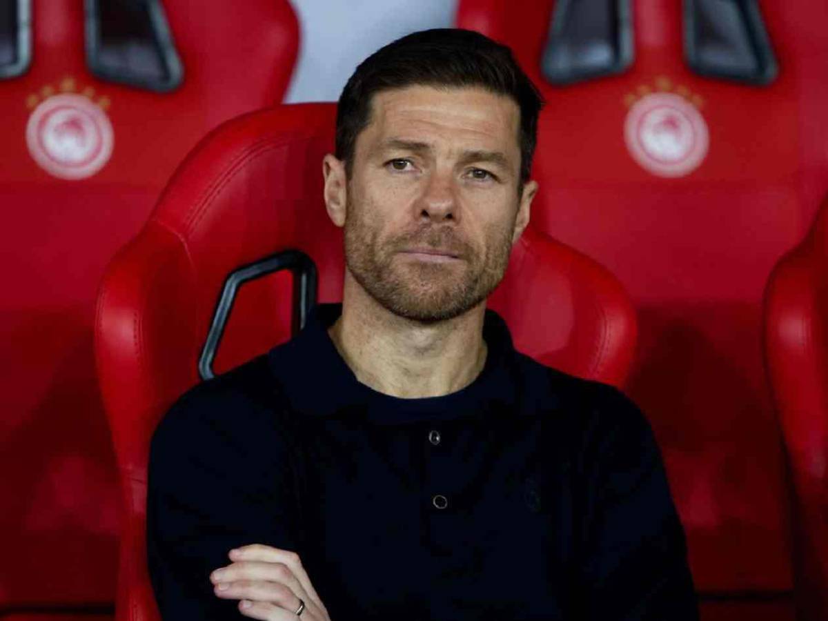 Liverpool llamó a Xabi: ya conoce la respuesta del técnico y sus peticiones