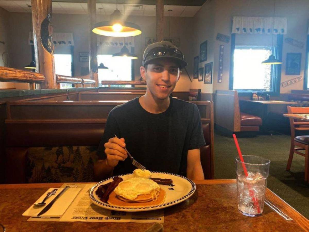 La confesión que delató a Tyler Robinson durante una cena