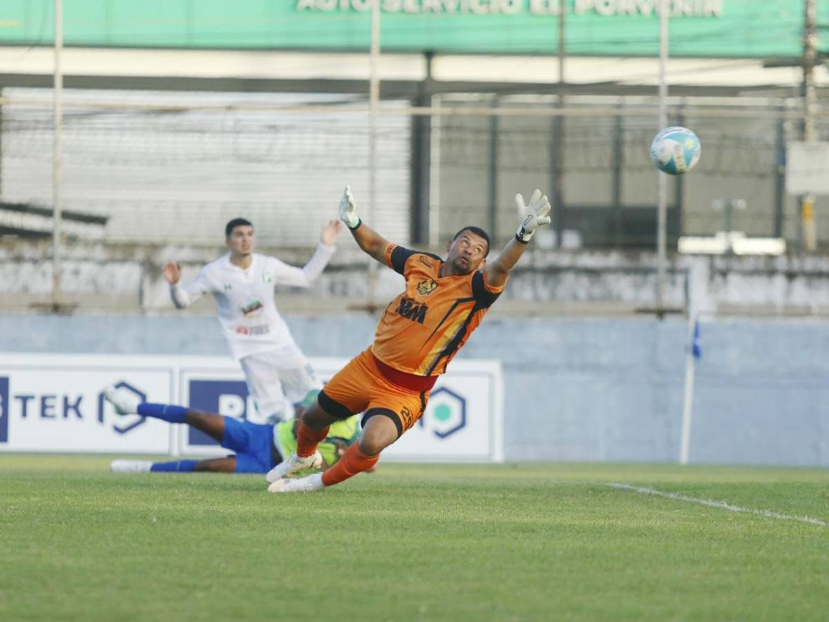 Real España festeja en el Morazán, fiesta de Platense y la chica más sexy cautiva