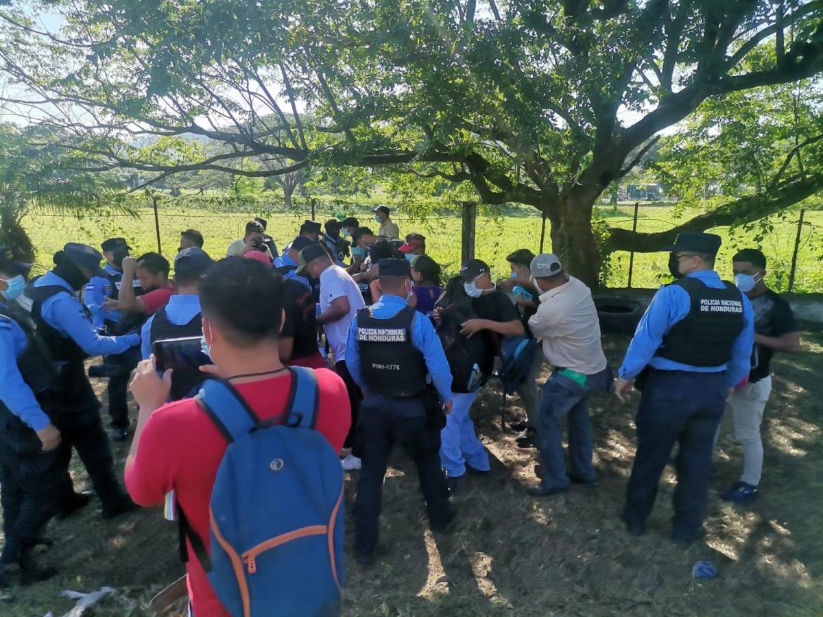 Policía ejecuta operativos de control a migrantes en el noroccidente del país ante caravana