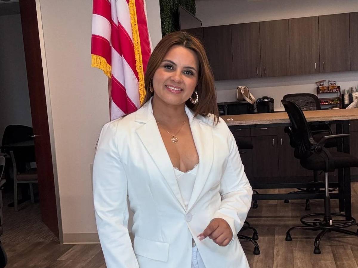 Clara, la bella esposa del exfutbolista hondureño que ayuda a los latinos en Estados Unidos