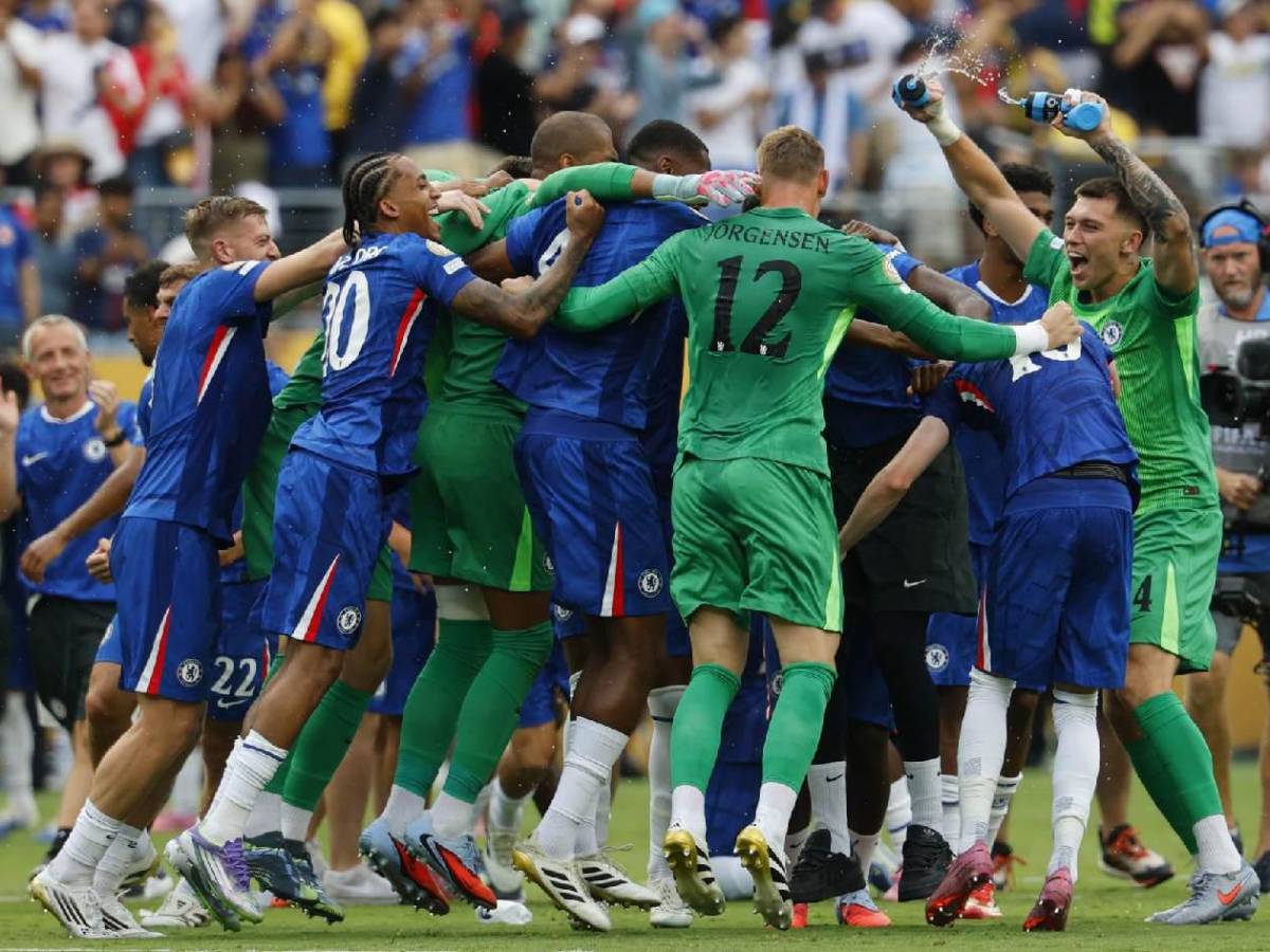 Trump no dejó festejar al Chelsea, tristeza del PSG y el Balón de Oro del Mundial