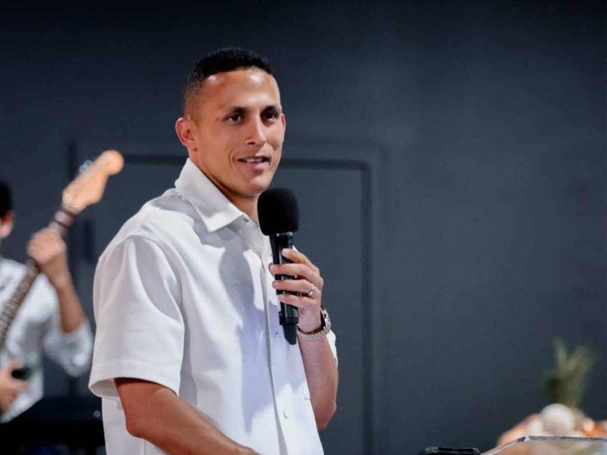 ¡De la Selección de Honduras al púlpito! Cambió el fútbol por la palabra de Dios