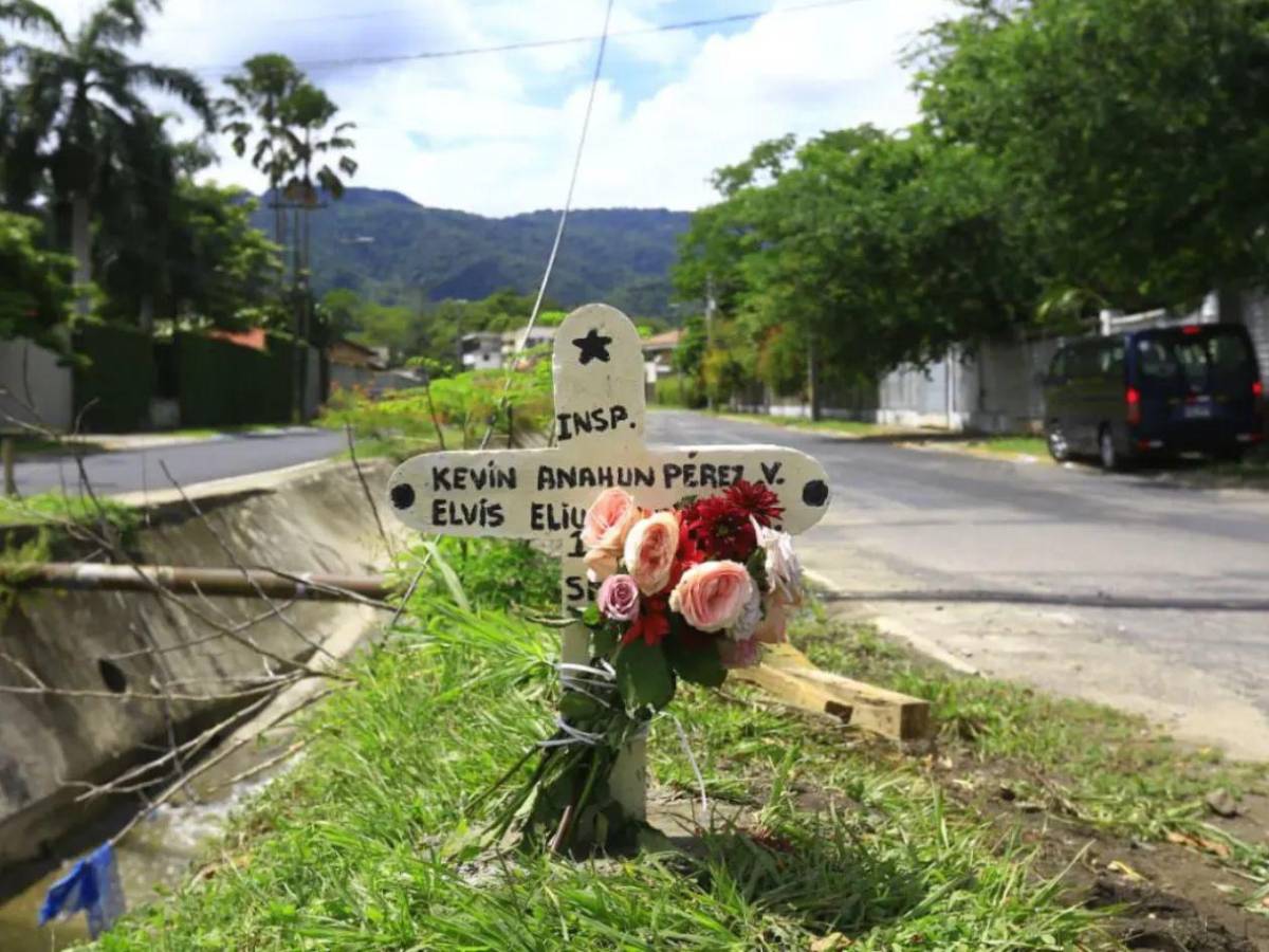 Kevin Pérez: el policía que dio su vida y el niño que la quebrada nunca devolvió
