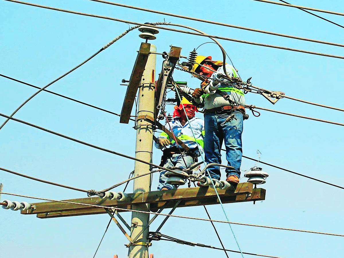 Enee acusa a EEH de desatender el servicio de energía en Honduras