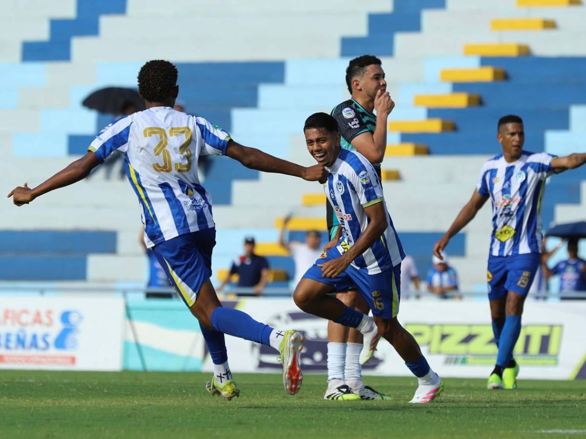 Olimpia celebró en el Clásico, enfado de Platense, sorpresivo regreso y bellas chicas
