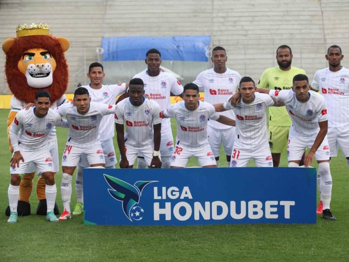 Pelea de Olimpia y Motagua, Auzmendi aturdido y olimpistas se rebelan