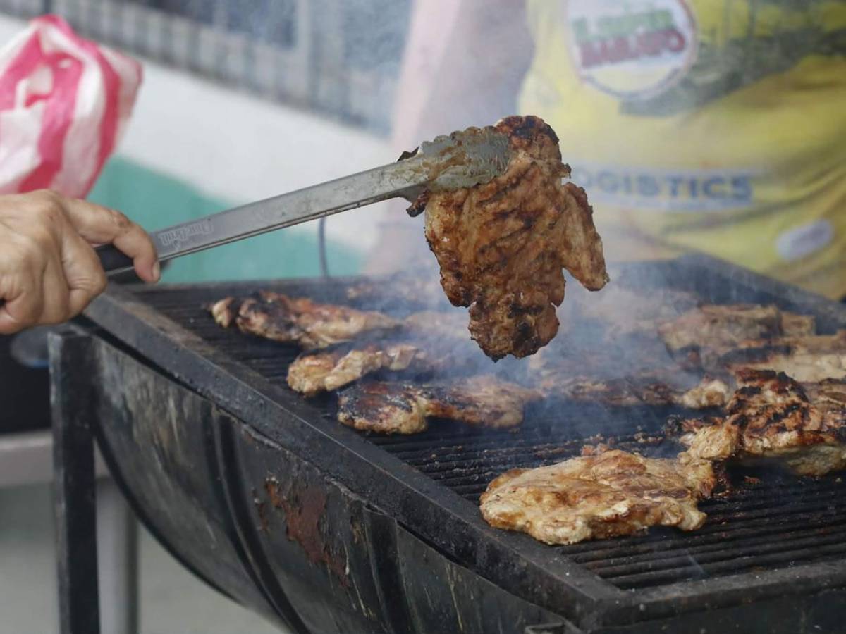 Polémico error arbitral, brutal enfado de Olancho y la fan sexy del Platense