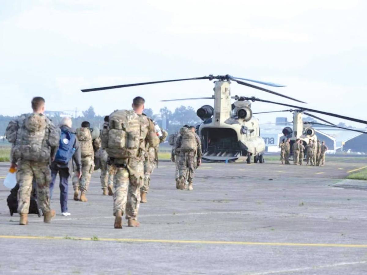 Senadores de EUA plantean imponer impuestos a remesas