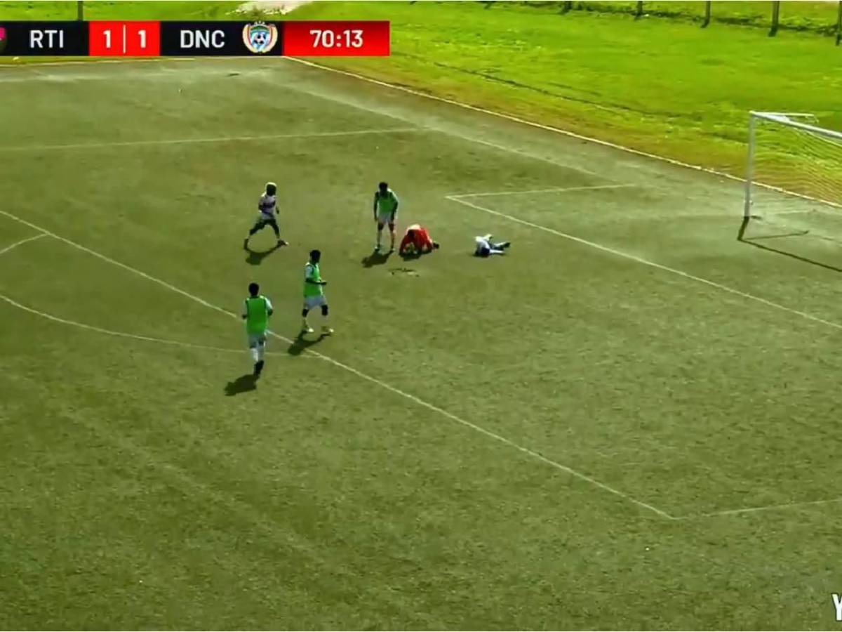 Tragedia: muere futbolista tras sufrir brutal choque en pleno partido