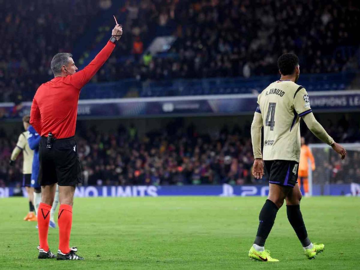 Ronald Araújo deja Barcelona: sorprende y hace curioso viaje espiritual