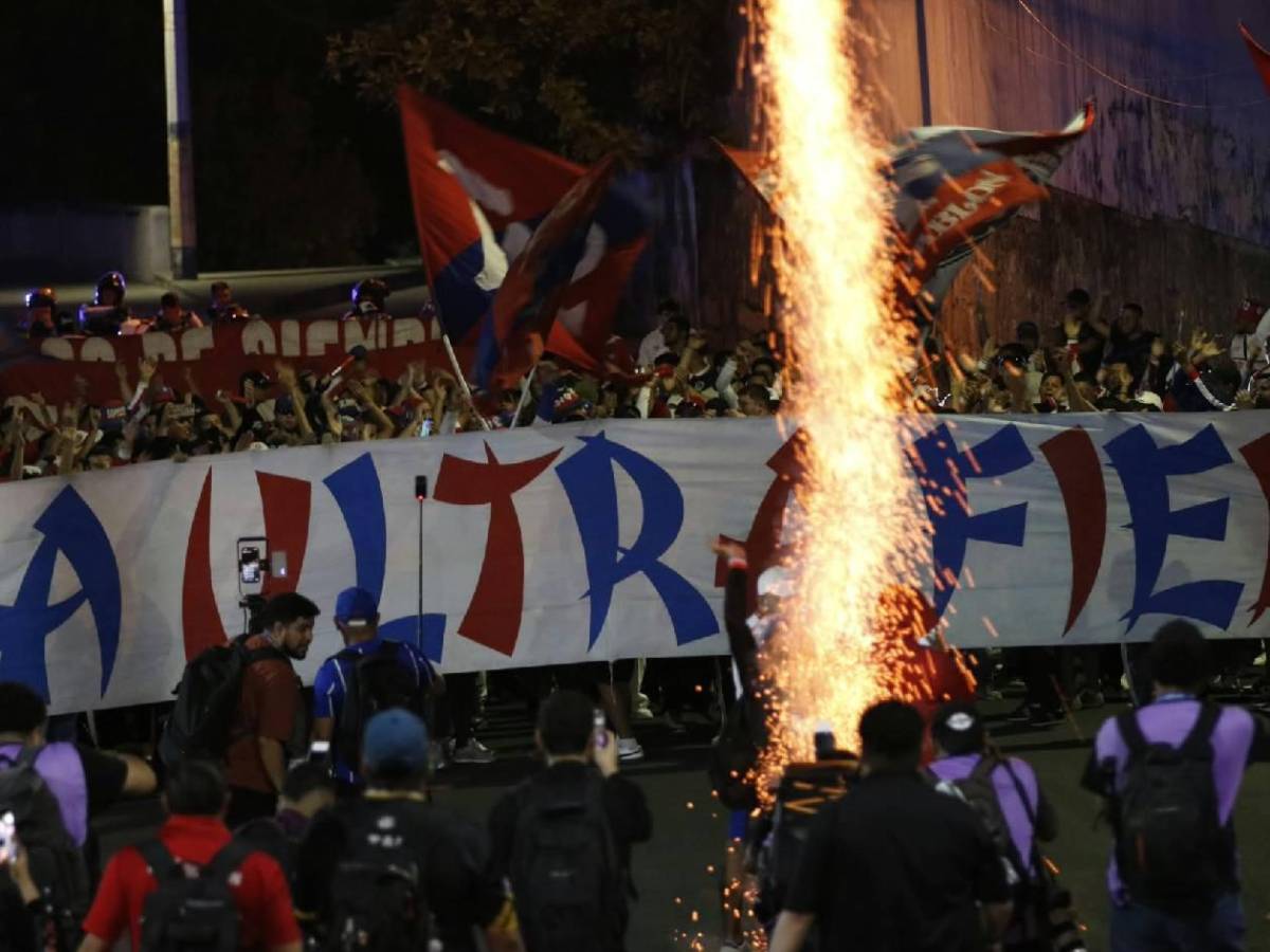 Belén y una periodista roban miradas; jugador del Olimpia recibe mala noticia