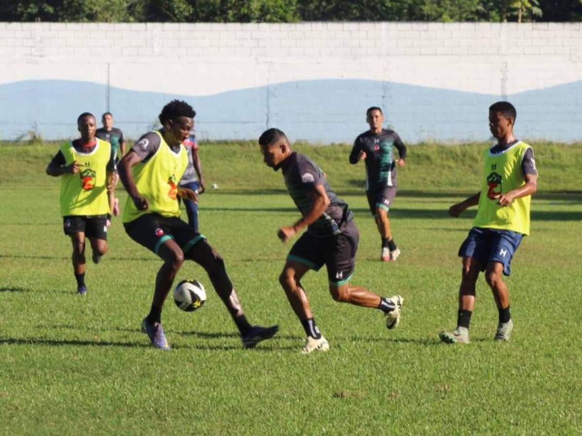 Insólito: Equipo de Honduras pide desaparecer y denuncia a cuatro futbolistas