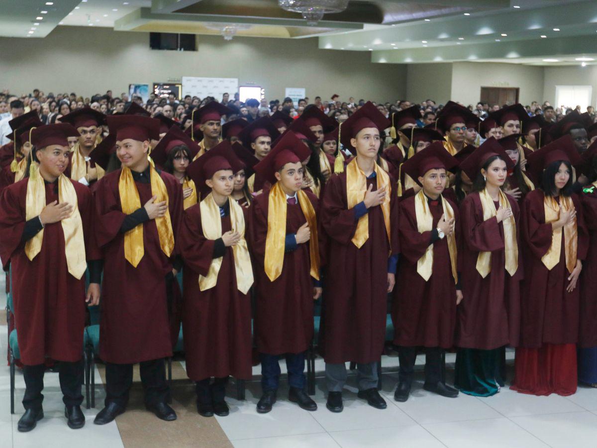 Así se vivieron las graduaciones del JTR rumbo al centenario