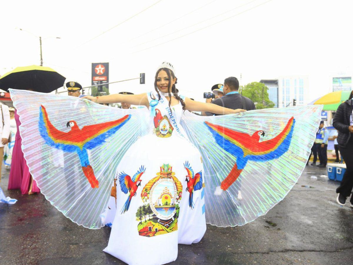 Las imágenes más curiosas de los desfiles del 15 de septiembre en Honduras
