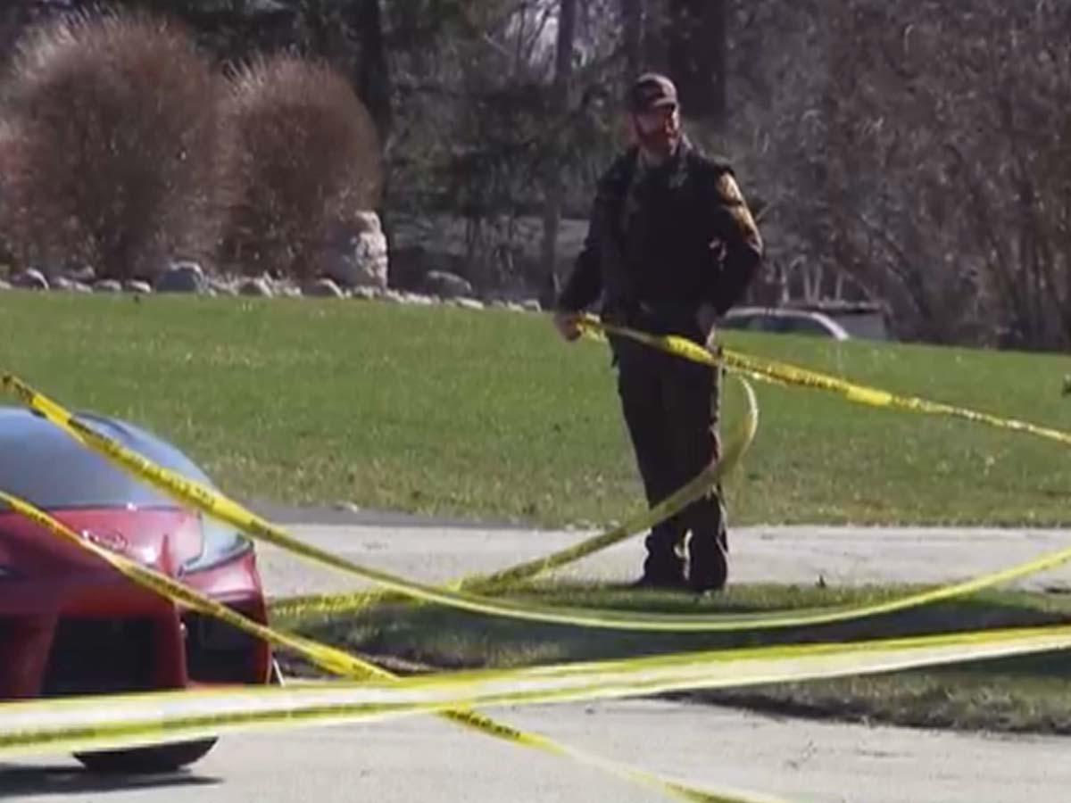 Mujer es acusada de matar al padre de sus hijos y a sus suegros en Chicago