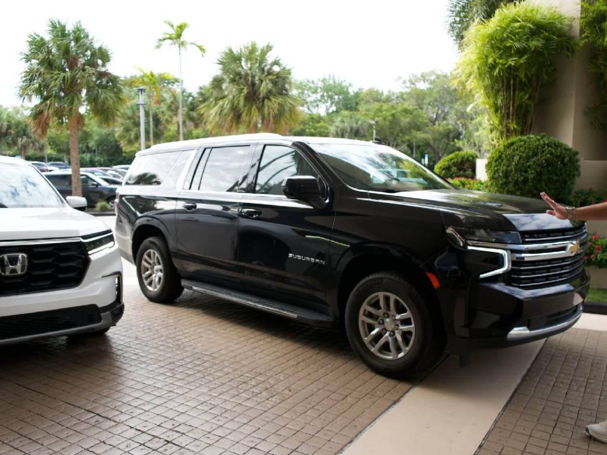 Romell Quioto regresó a la Selección: así lo recibieron y llegó en lujoso auto