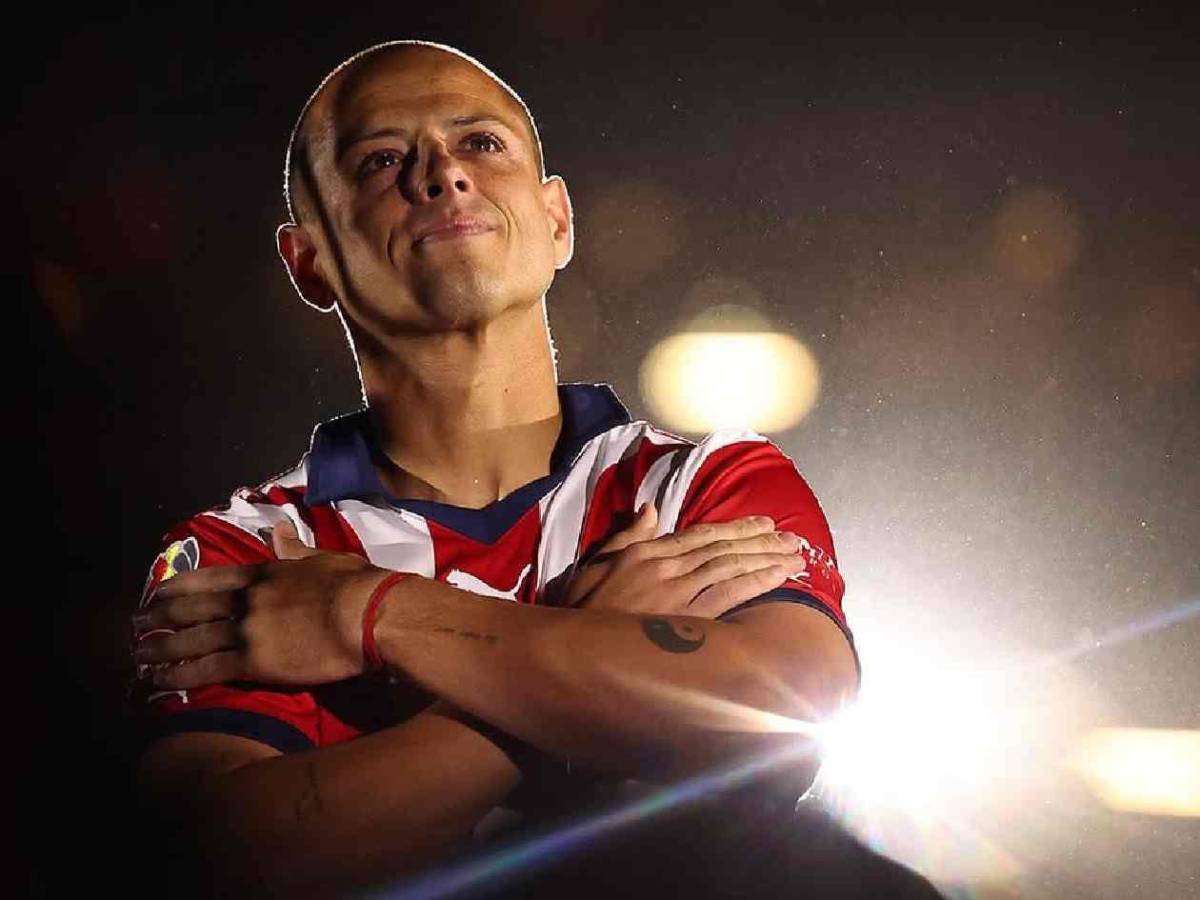 Chicharito Hernández sorprende con su nuevo trabajo: ¡irá al Mundial 2026!