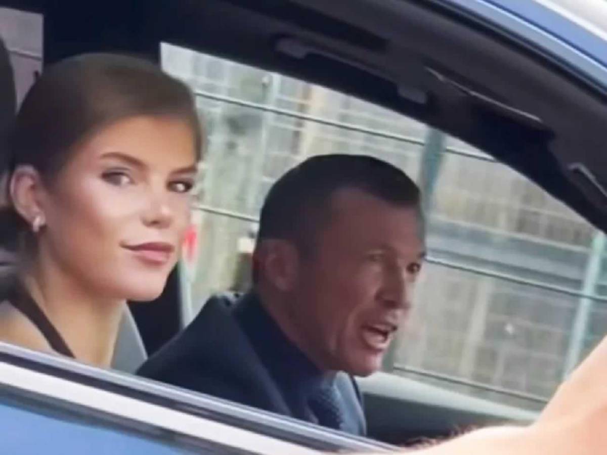 Campeón del mundo se ha divorciado cinco veces y su nueva novia es 38 años menor que él