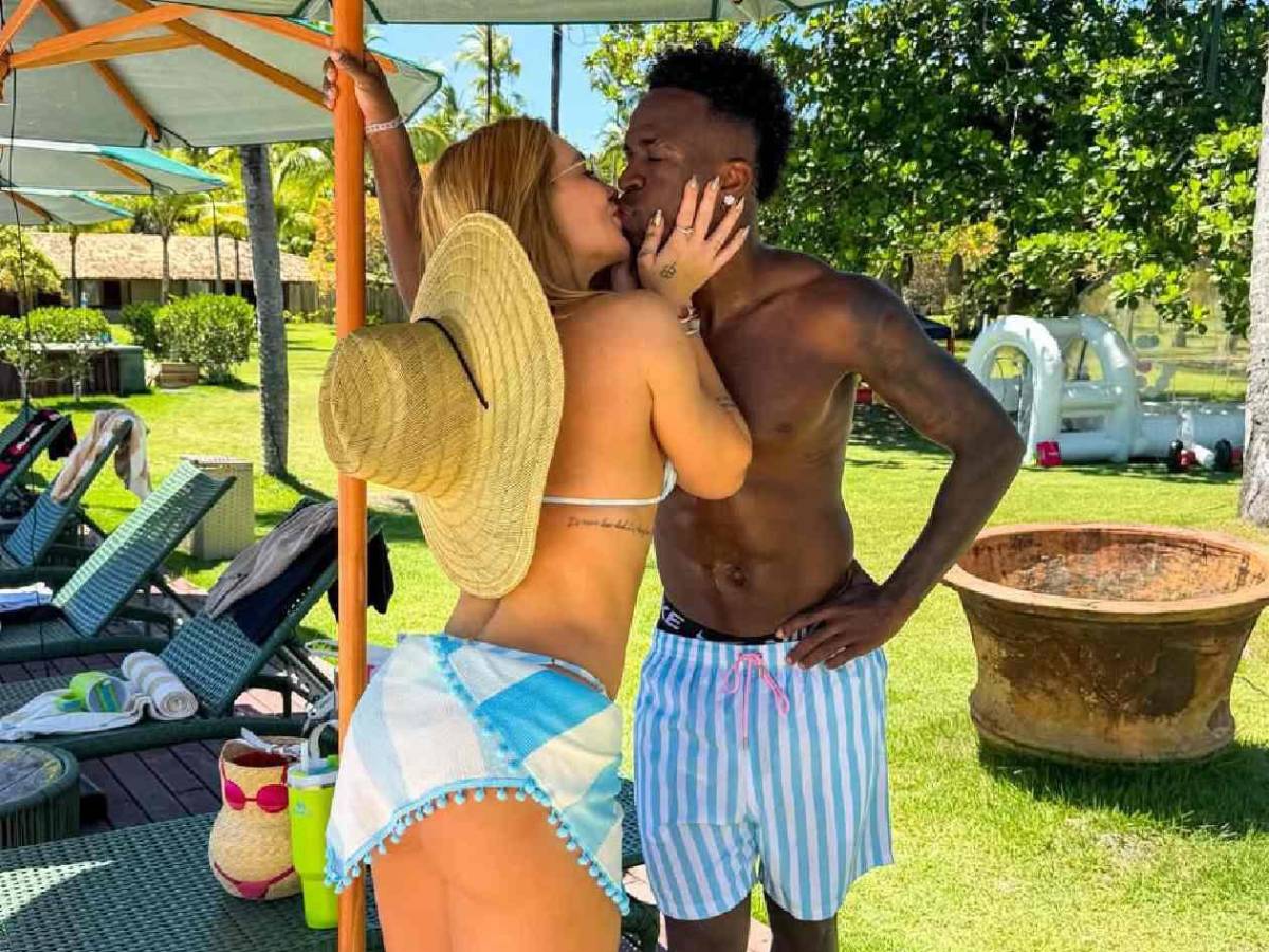 Novia de Vinicius sorprende besando a otro hombre; el brasileño reacciona