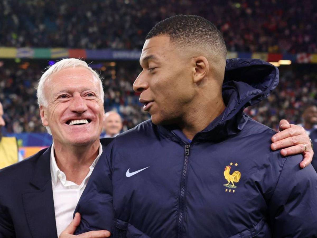 Real Madrid ya tiene el sustituto de Álvaro Arbeloa: ya ha dirigido a Kylian Mbappé