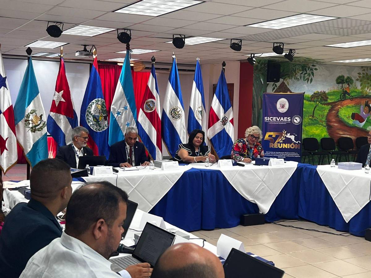 Universidad Pedagógica es sede de importante encuentro académico