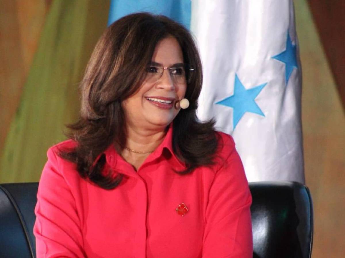 Rixi hace confesión sobre madre de Dereck Moncada y deja mensaje