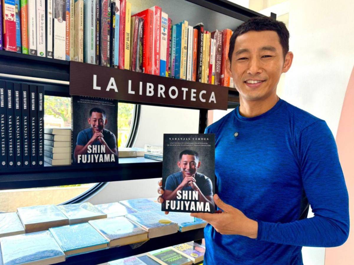 Shin Fujiyama publica libro Naranjas Verdes y en él revela todos sus secretos y fracasos