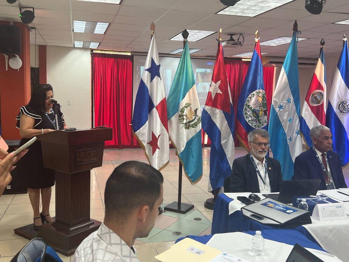 Universidad Pedagógica es sede de importante encuentro académico