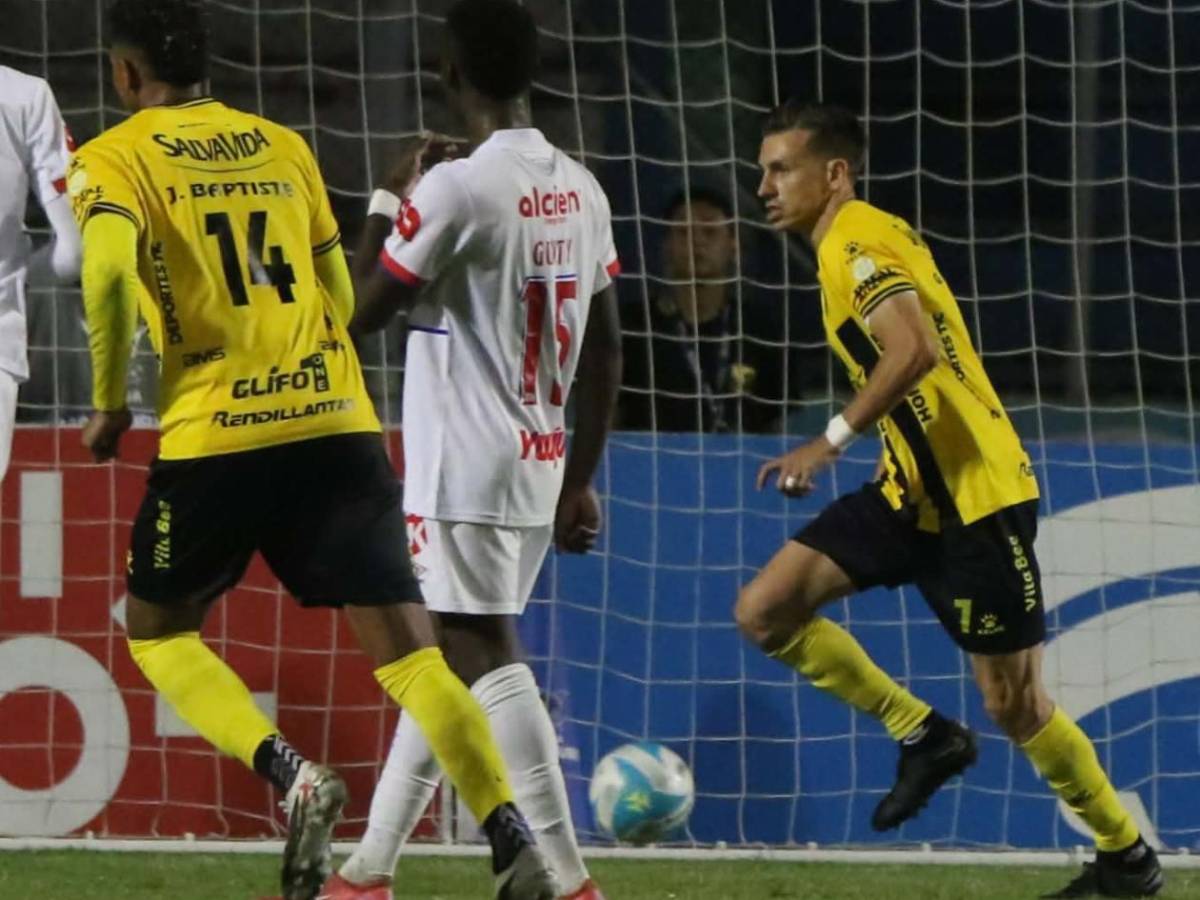 Rebeldía al Olimpia, jugador al hospital, Arboleda estalla y Policía interviene