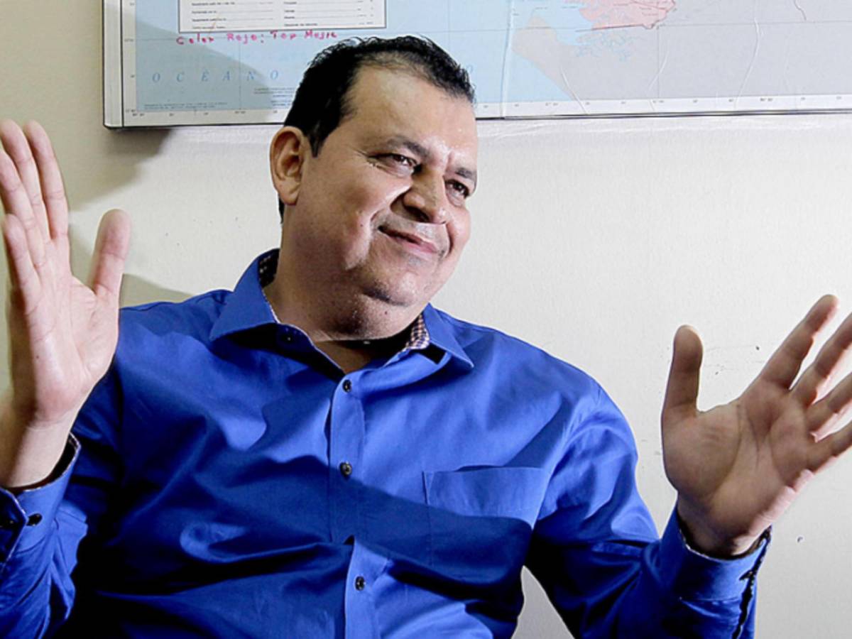 Orlando Ponce cuenta la verdad sobre su mamá y denuncia robo que le hicieron