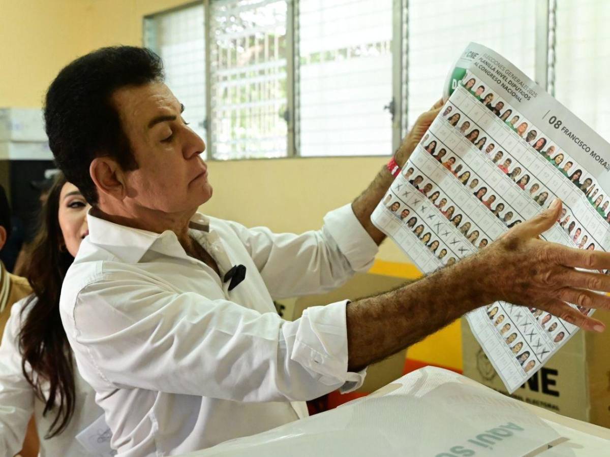 Nasralla asegura que estos datos sin procesar le darían la victoria en conteo del CNE