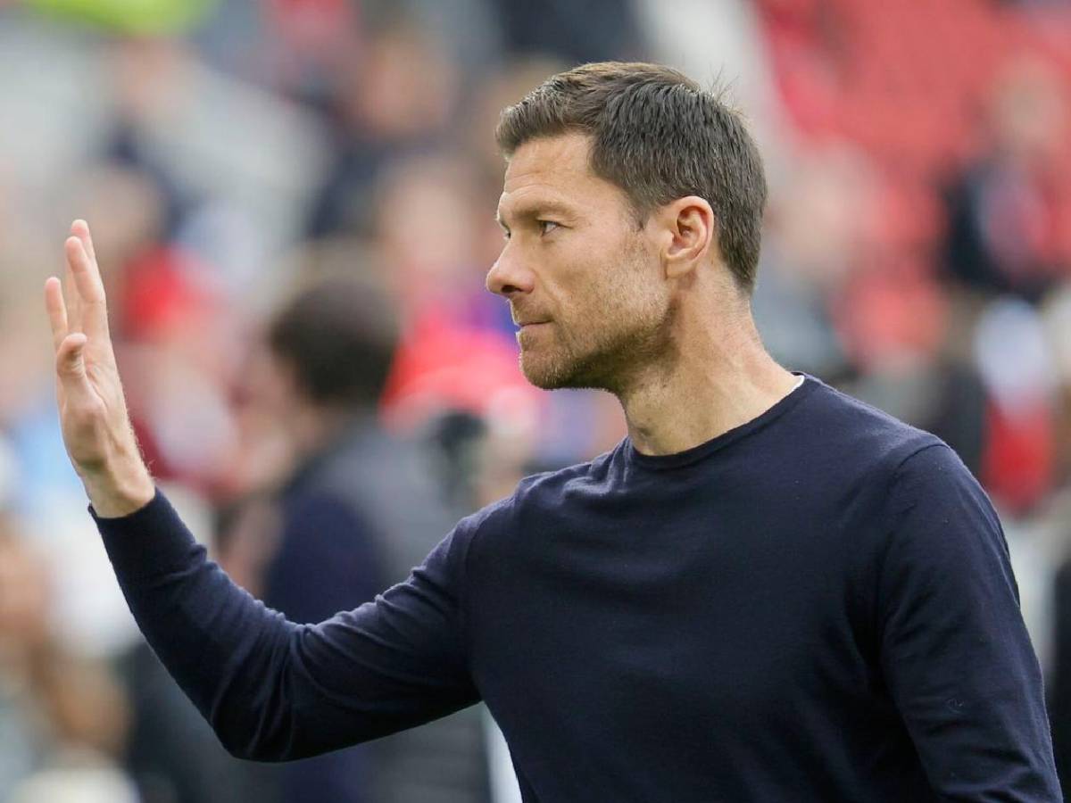 Xabi ya tiene su primer fichaje en Chelsea; da golpe al Barcelona con crack