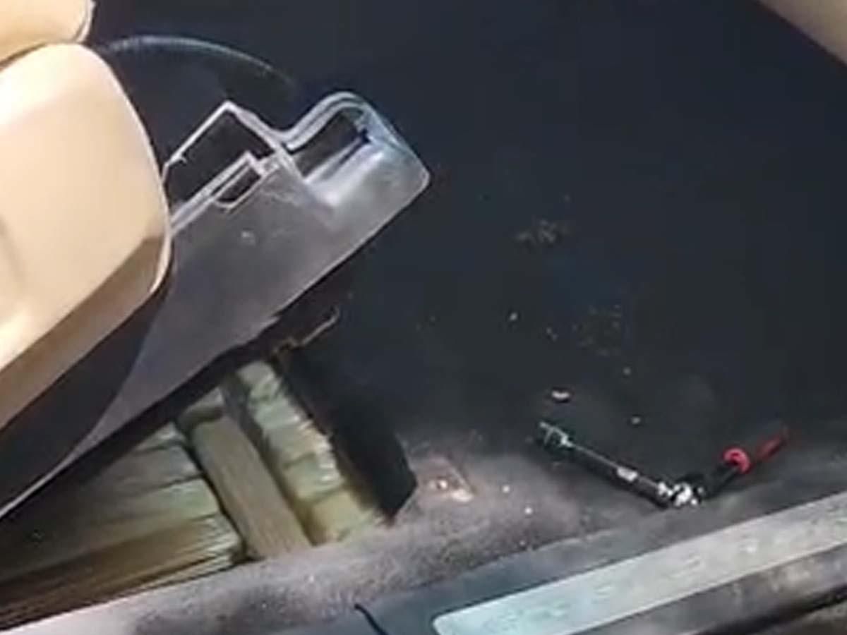 200 mil dólares y 150 paquetes de cocaína decomisan a mujeres en camioneta en Choluteca
