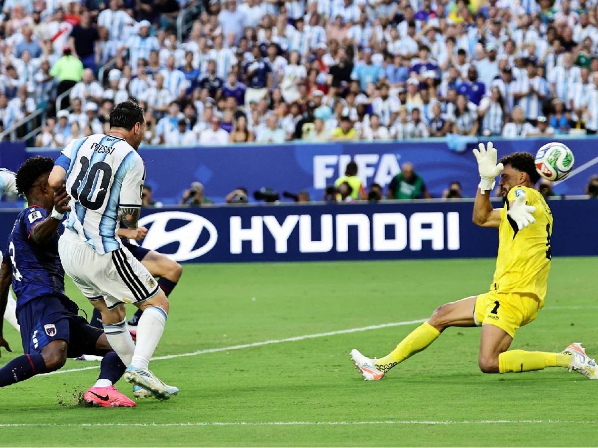 Vozinha hace increíble confesión sobre Messi: el gesto del argentino tras eliminarlos