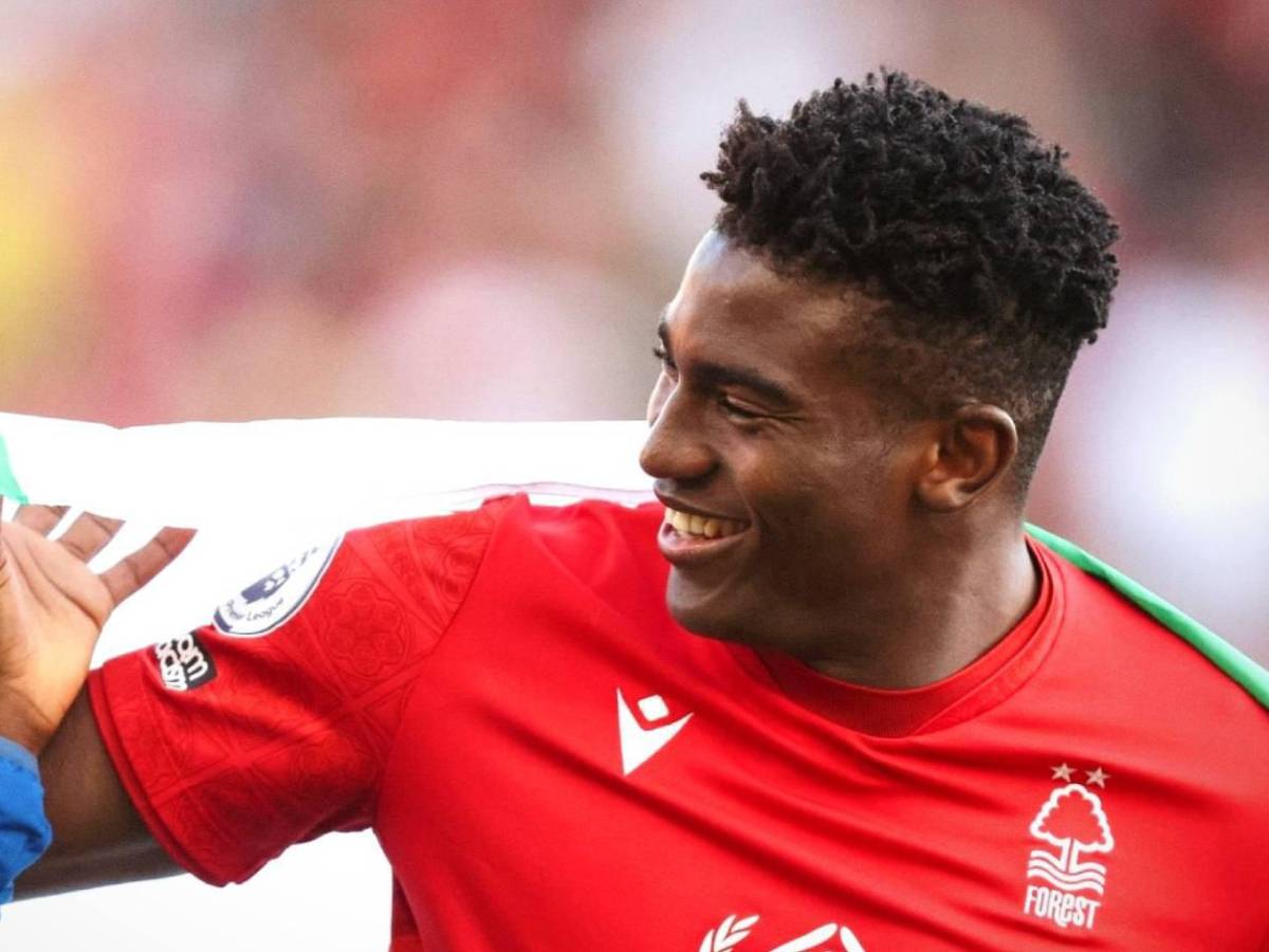 Piden rezar por él: Famoso futbolista en coma y su DT es señalado