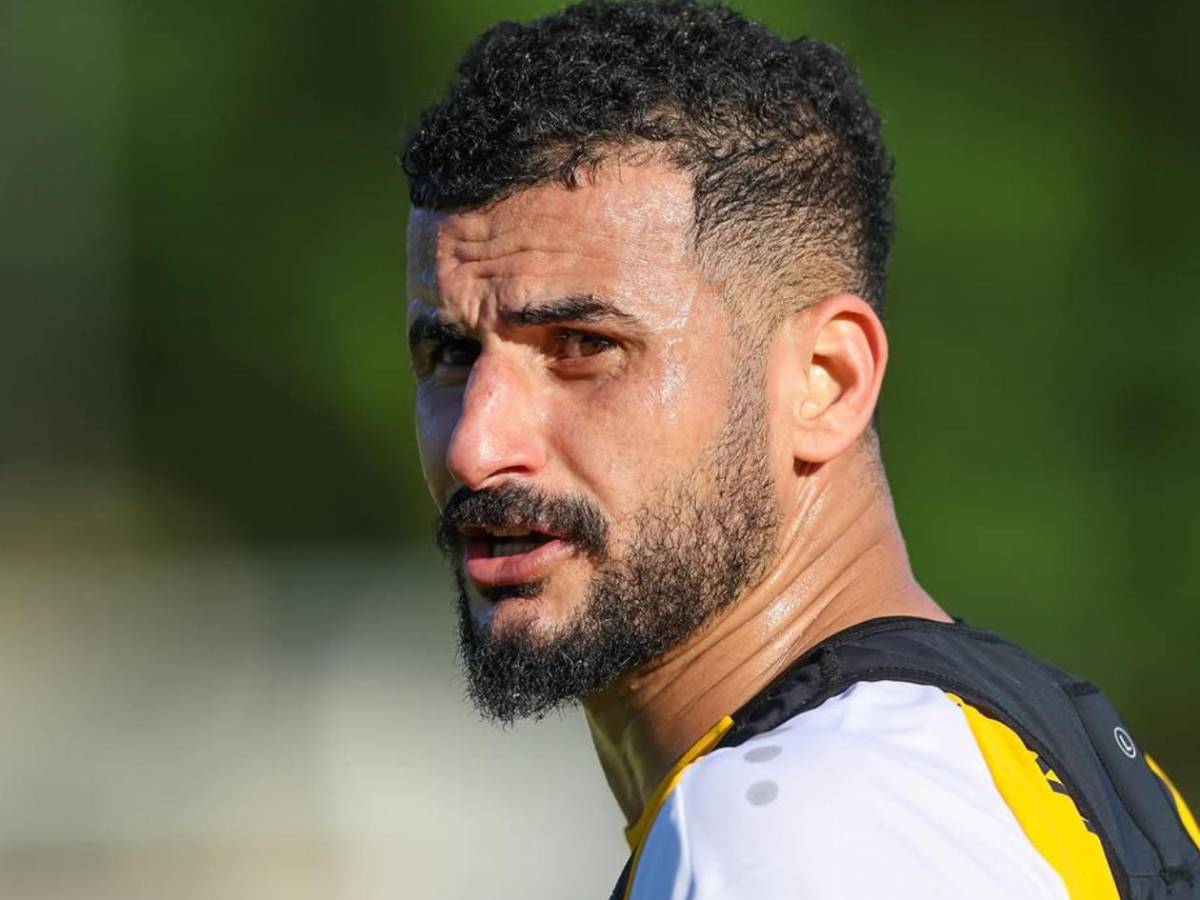 Goleador de Selección fue retenido tras llegar a Estados Unidos por increíble motivo