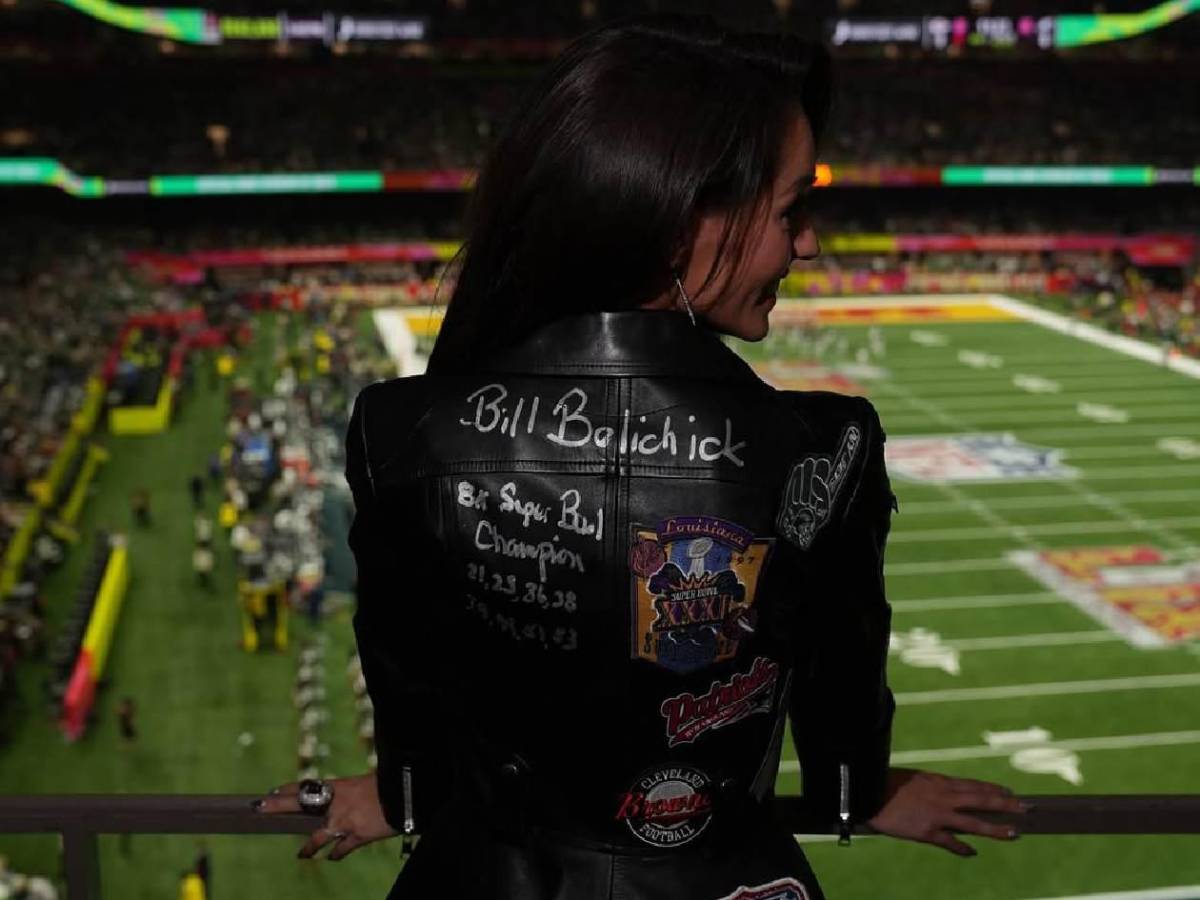 ¡Es 49 años menor! Técnico causa revuelo por relación con animadora