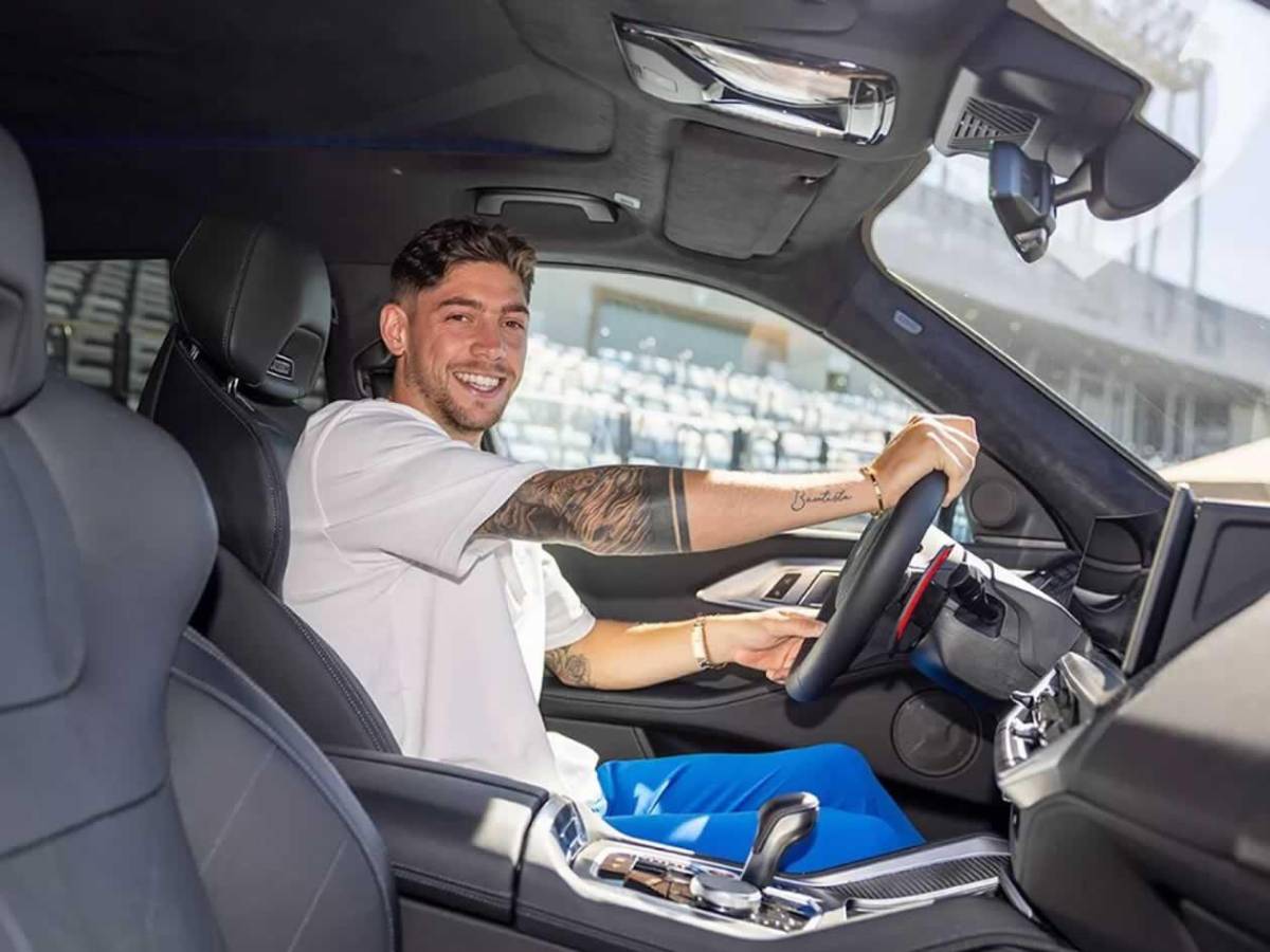 Jugadores de Real Madrid estrenan autos de lujo: Mastantuono sorprende y quién con el más caro