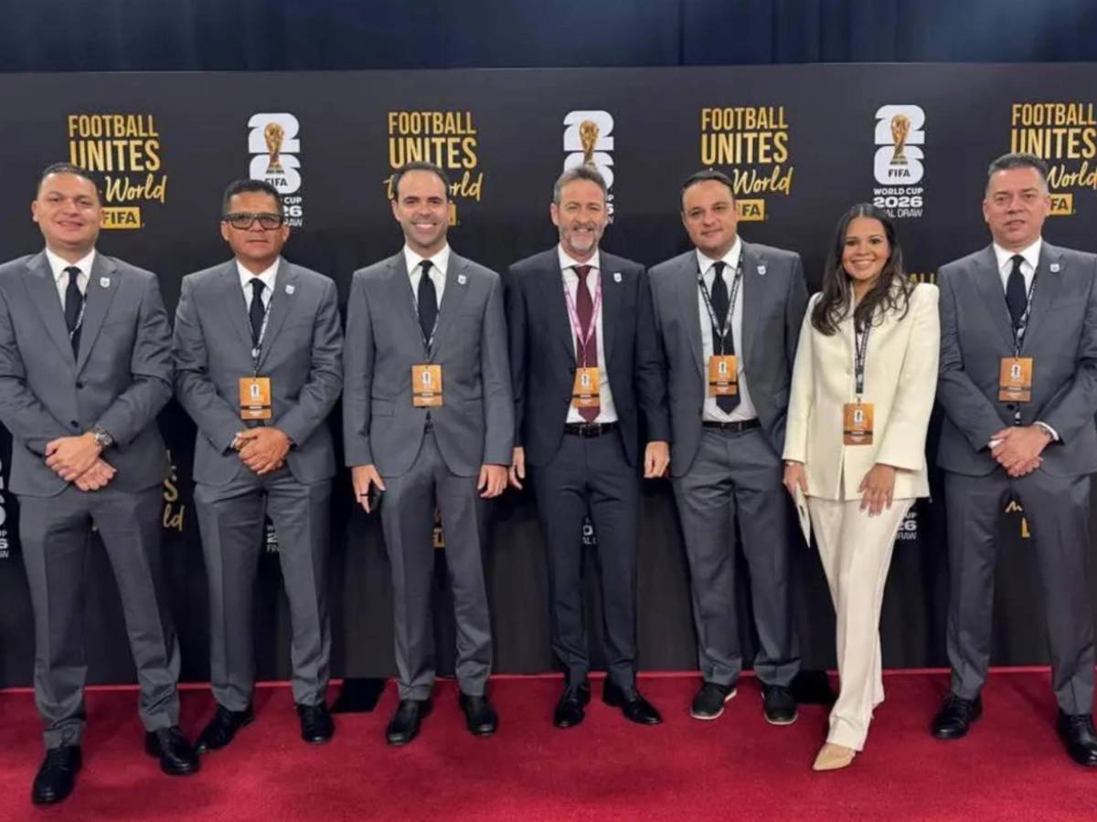 Mundial 2026 sorteo: Enfado de Donald Trump, el futbolista perfecto y empresaria enamora