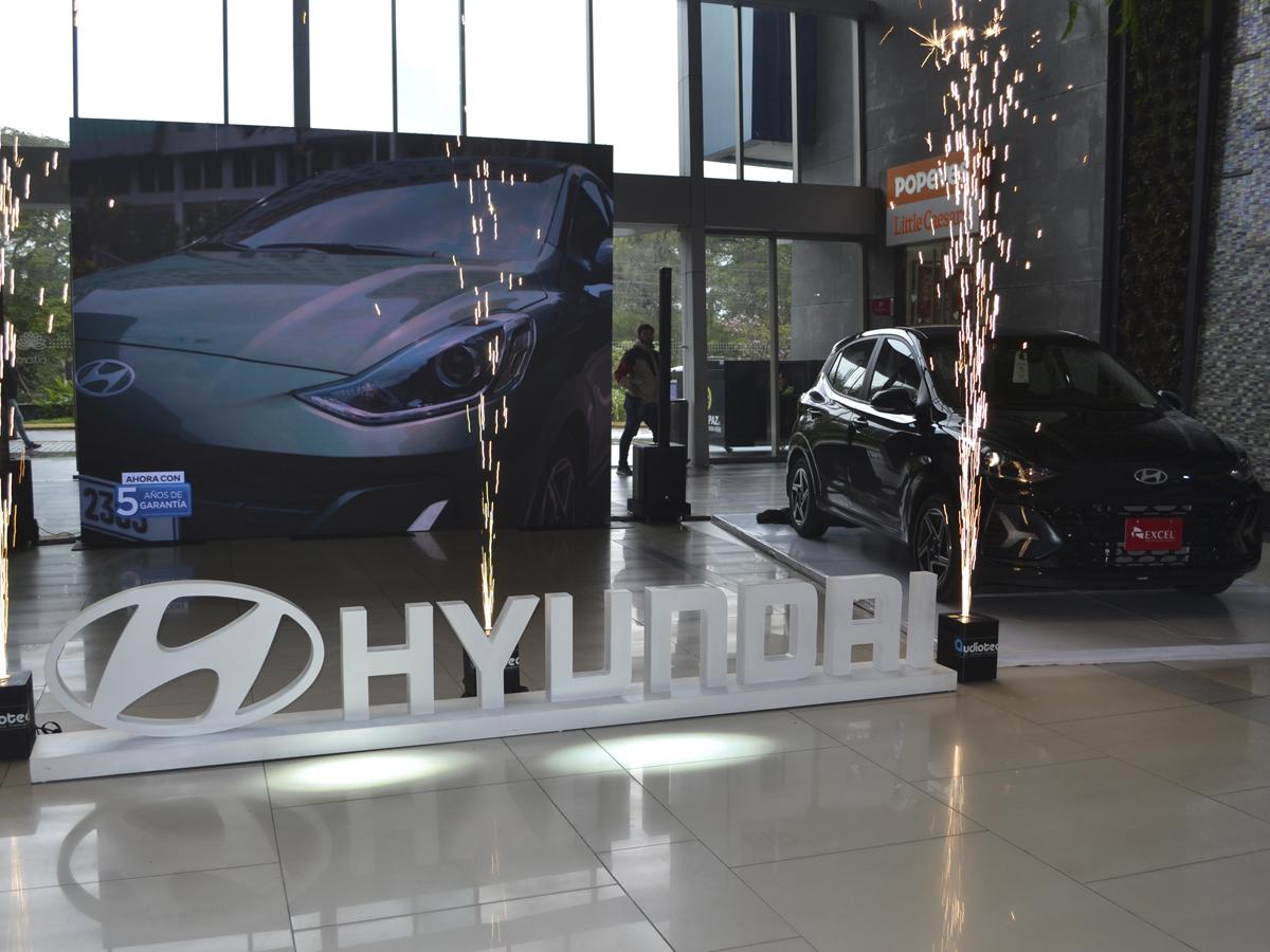 El Centro Comercial Altara fue el lugar elegido para realizar el espectacular lanzamiento.