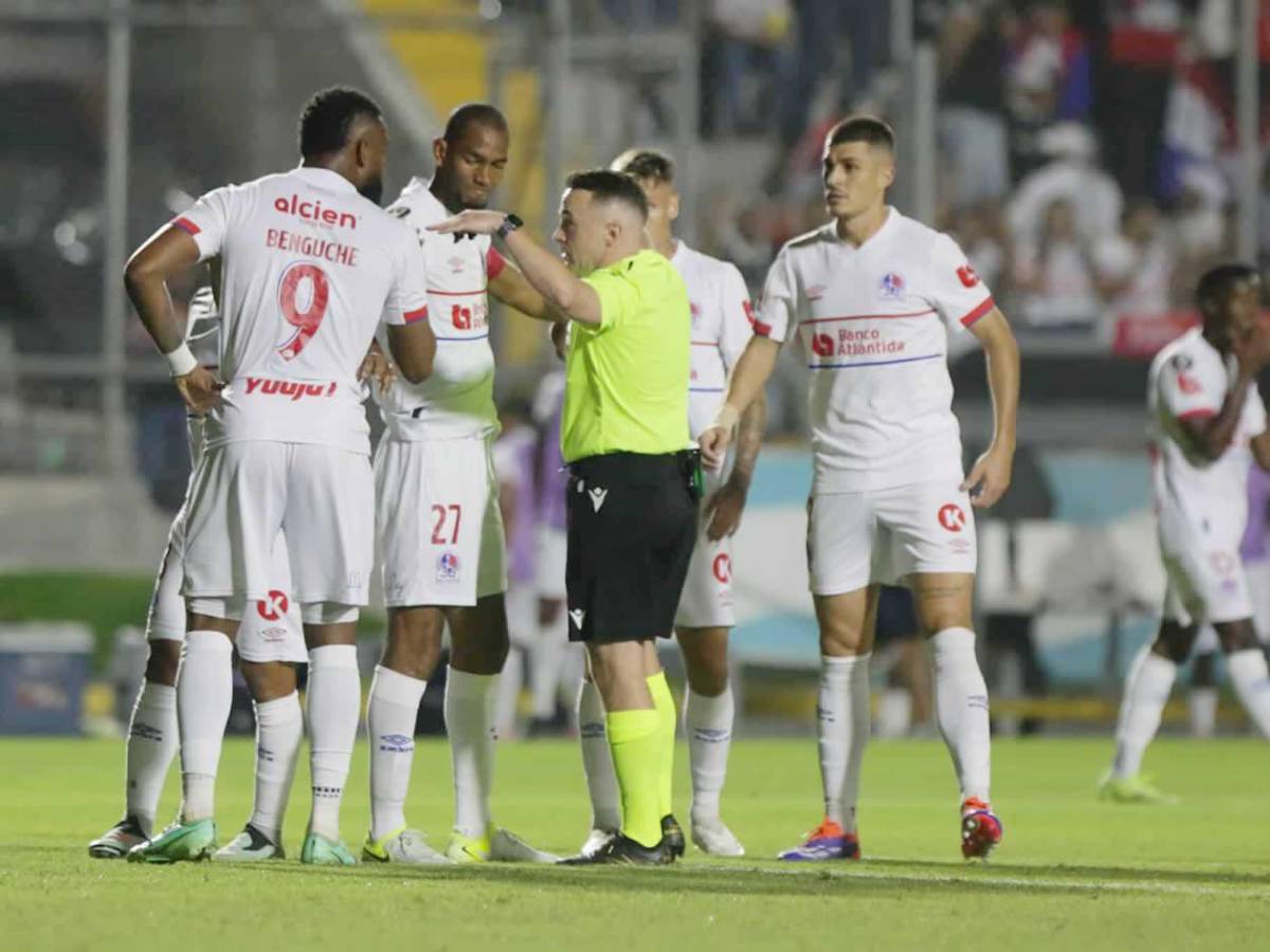 Olimpia llora la dolorosa eliminación, villanos en penales y Alajuelense festeja en el Nacional